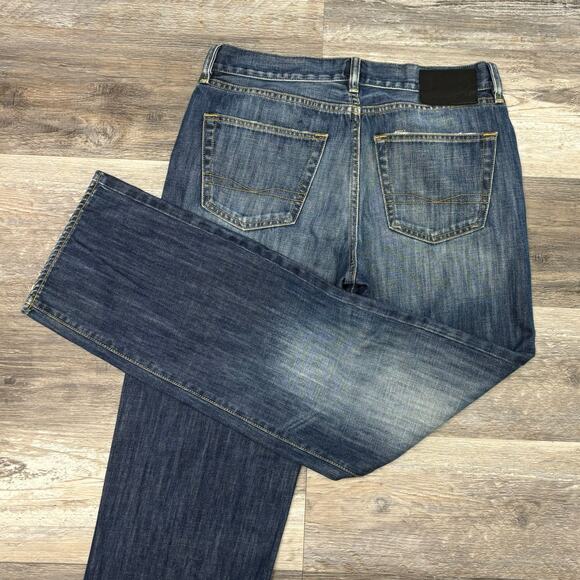 Hugo Boss Mid Wash Blue Mens 33x33 Relaxed‎ Straight Leg Streetwear Texas Jeans - Picture 1 of 12